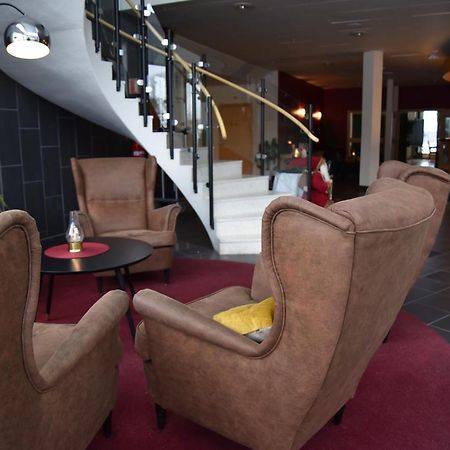 Hotell Arjaeng Ngoại thất bức ảnh